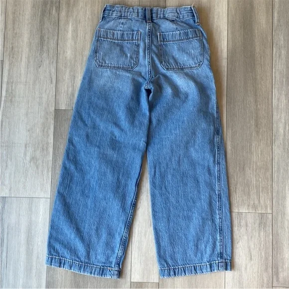 Girls Abercrombie and Fitch Jeans - Picture 4 of 8